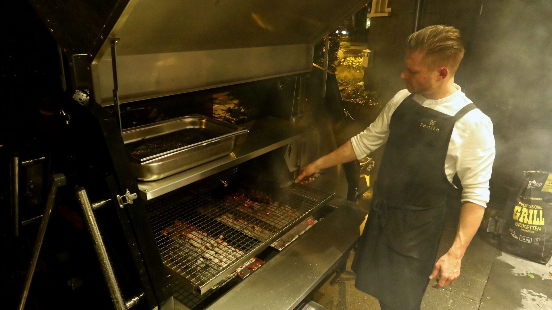 350 Bbq Trailer Hessel 1 1 Scaled Aspect Ratio 16 9