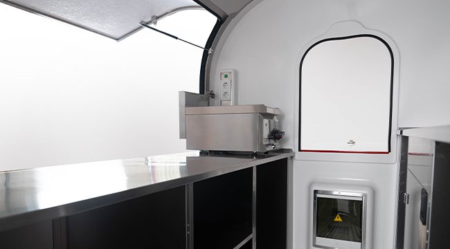 Interieur eco hotdog trailer