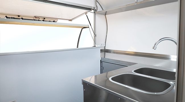 ijs-caravan-trailer-interieur-2