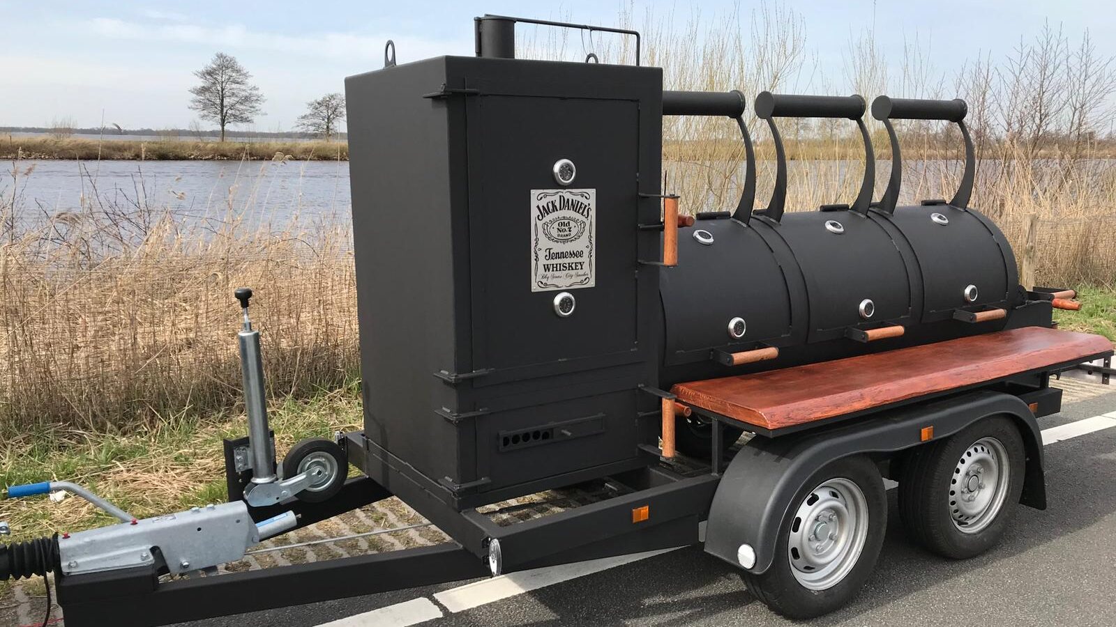 3 Klep 1 Aspect Ratio 16 9