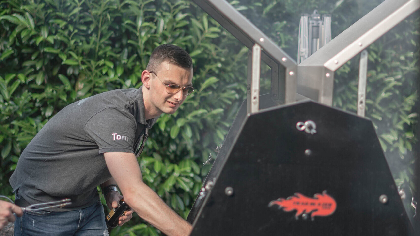 Smoker In Use Aspect Ratio 16 9