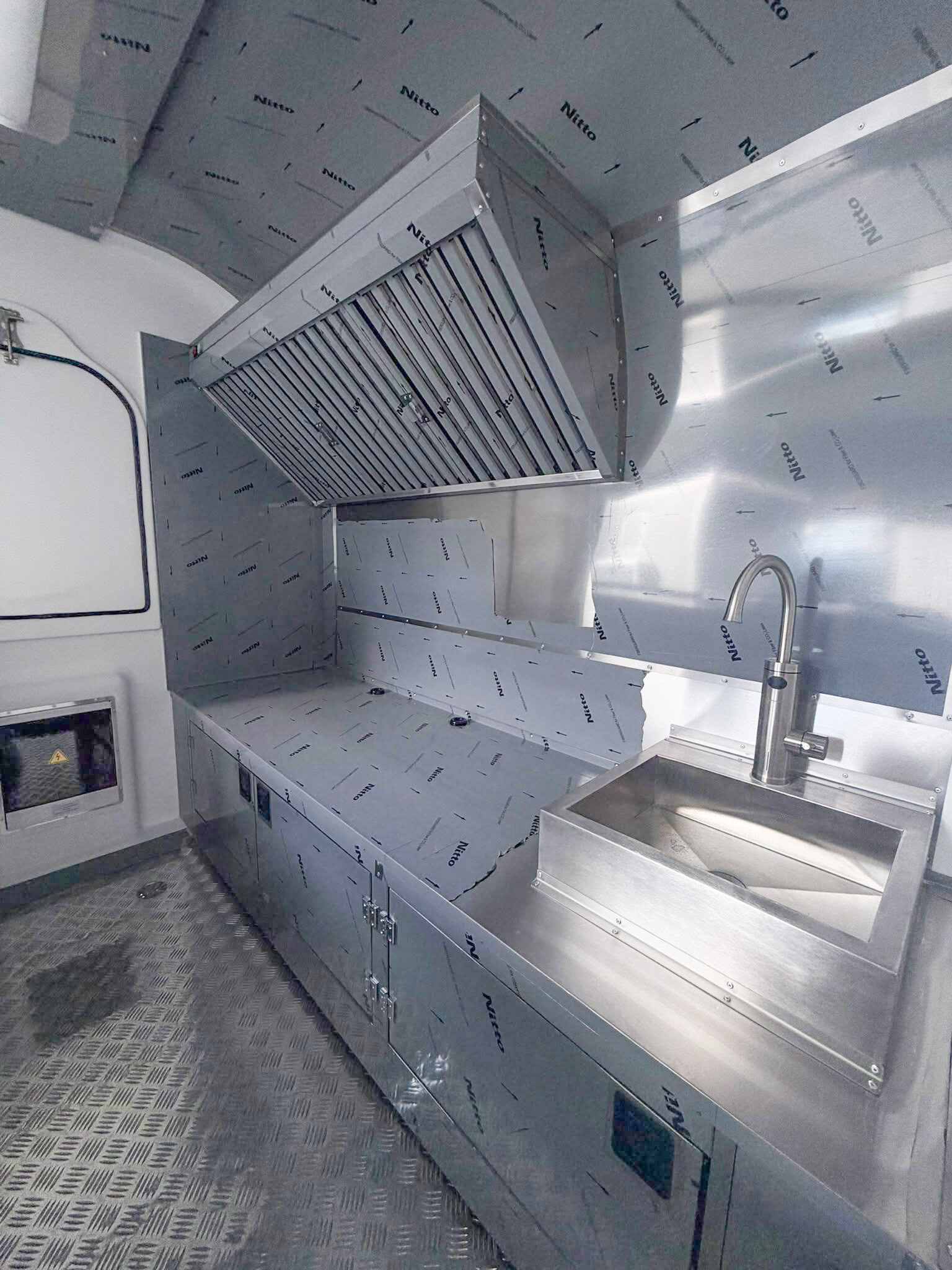 Custom Eco Trailer 220 3