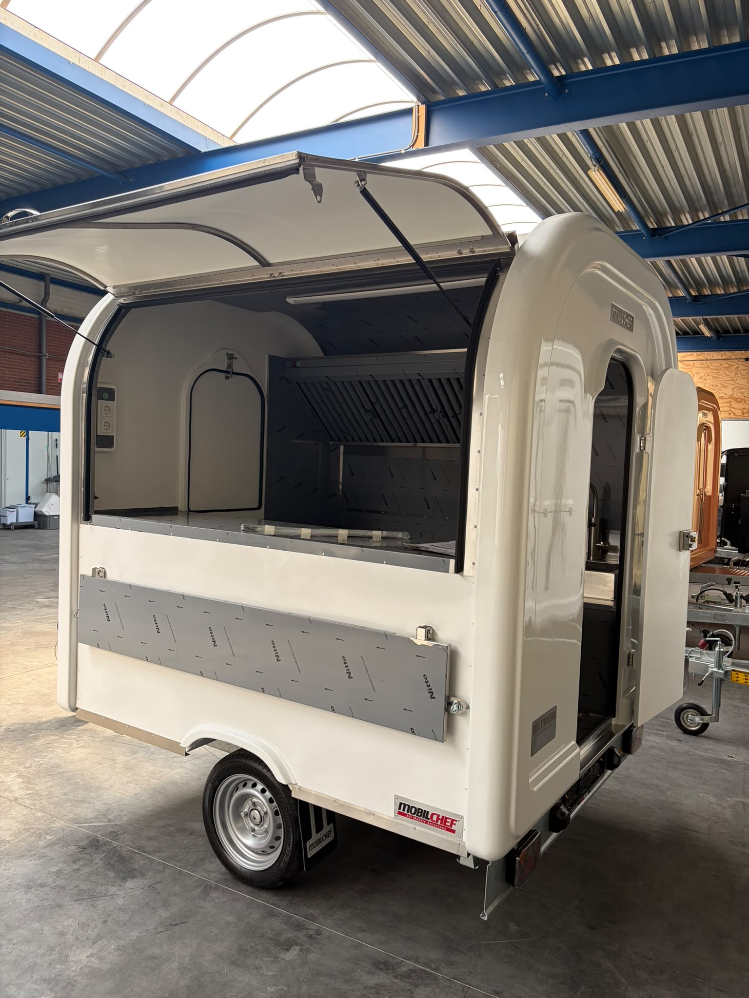 Custom Eco Trailer 220 6
