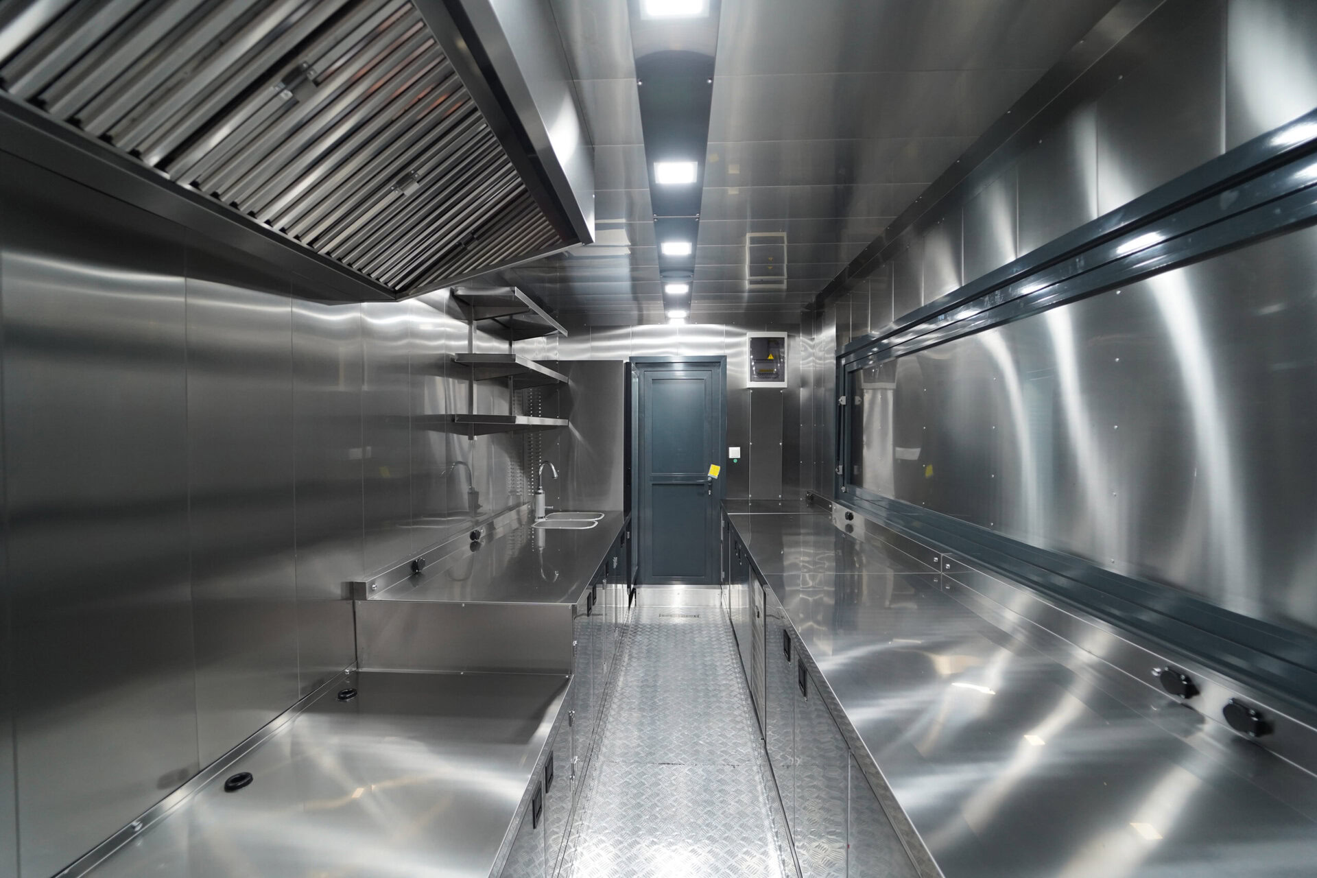 15-Fuß-Container-Interieur (1)
