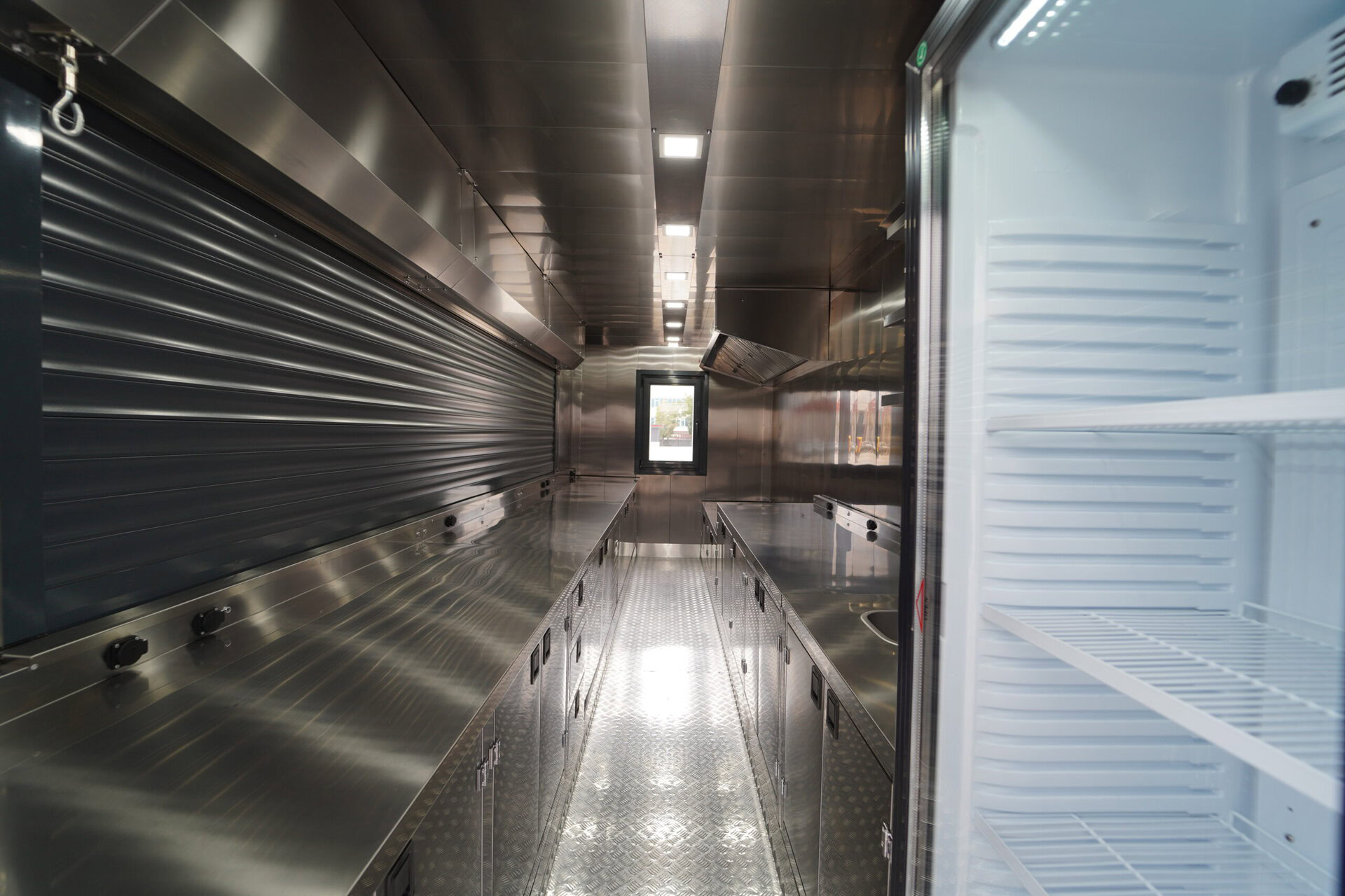 15-Fuß-Container-Interieur (12)