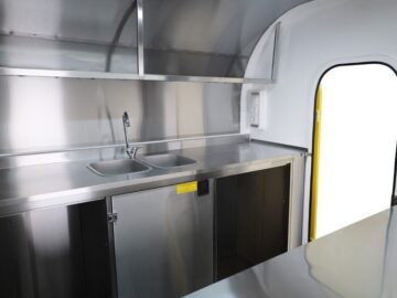 Pop Up Concept Eco Trailer 220 Basis Seitenverhältnis 4 3